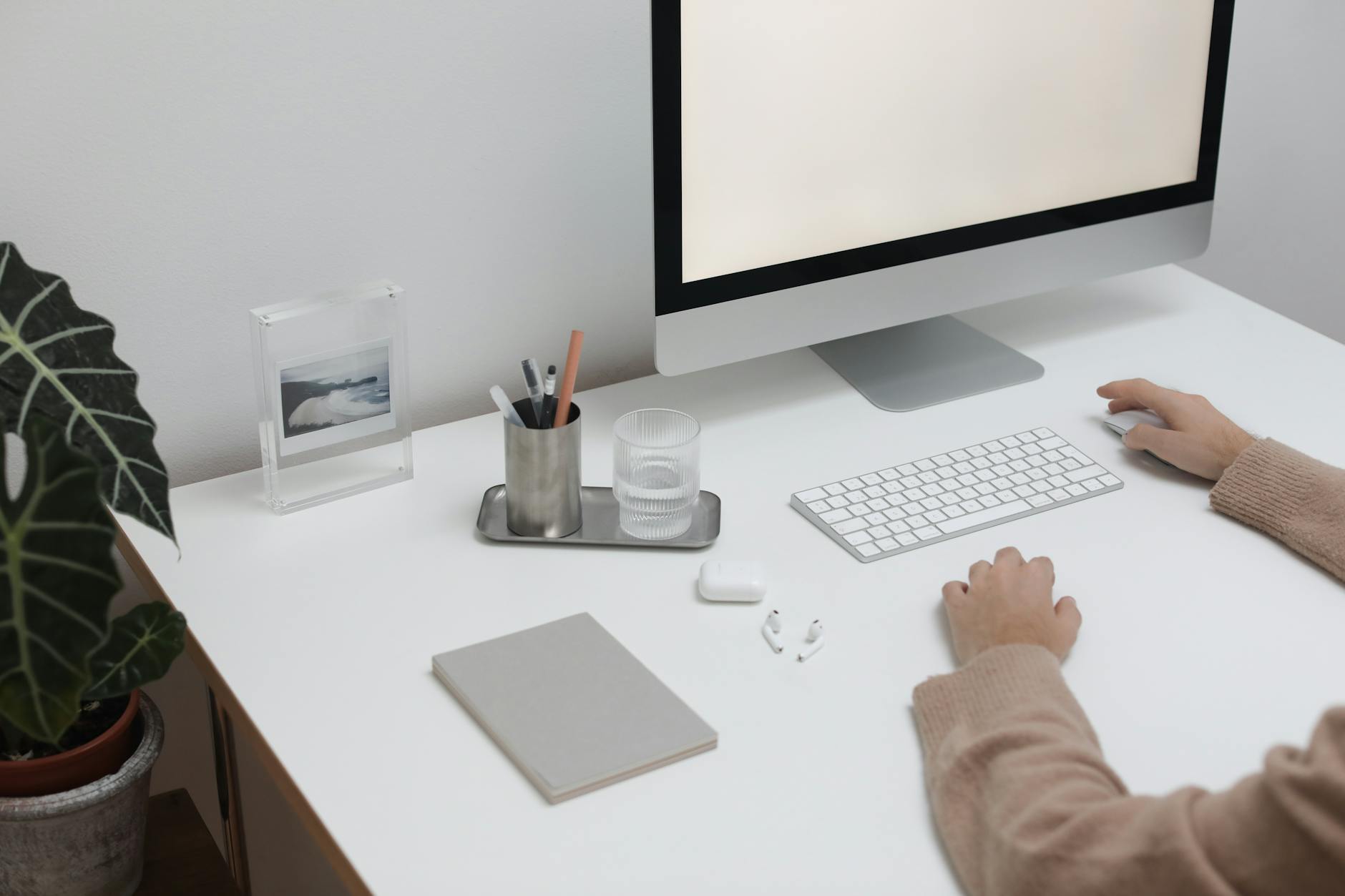 Configuration bureau avec ordinateur de bureau